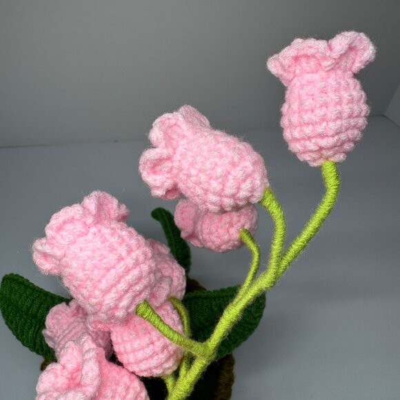 Lily of The Valley Crochet Flower that Lights up, Posable - Picture 4 of 11